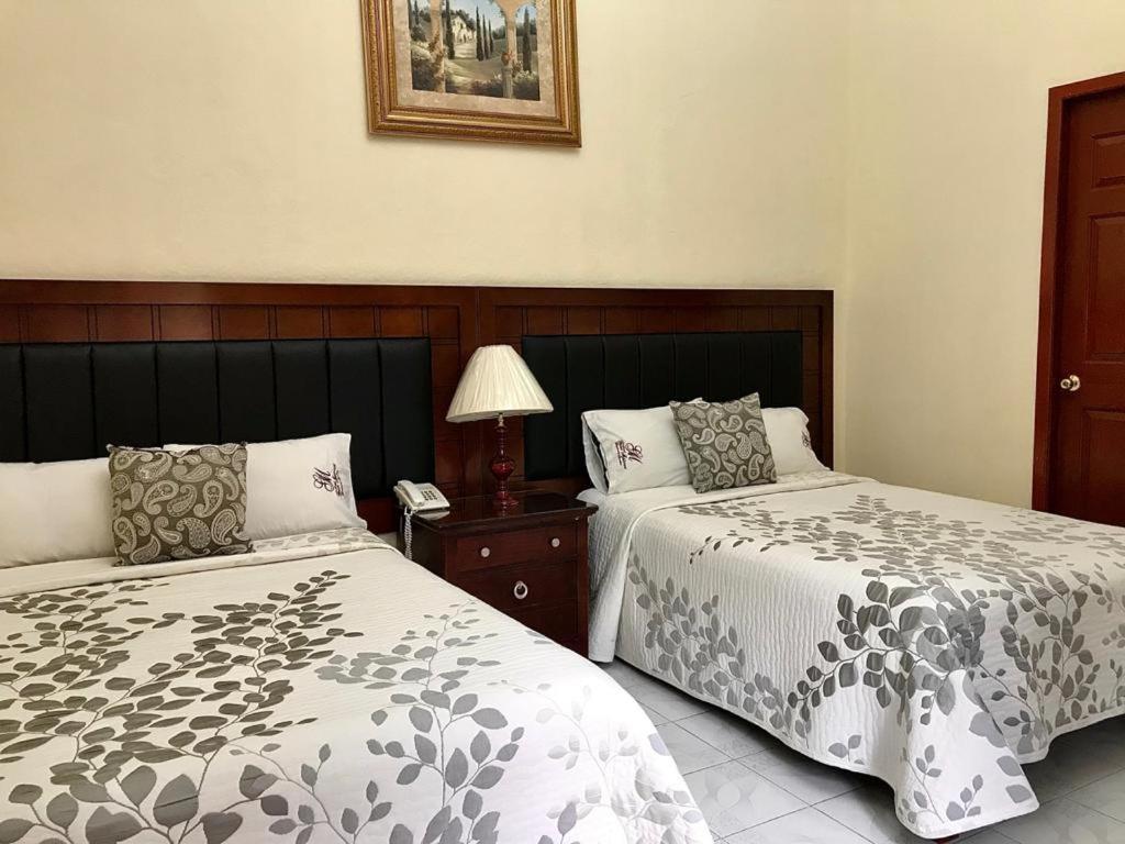 Hotel Casona Misiones Querétaro Екстериор снимка