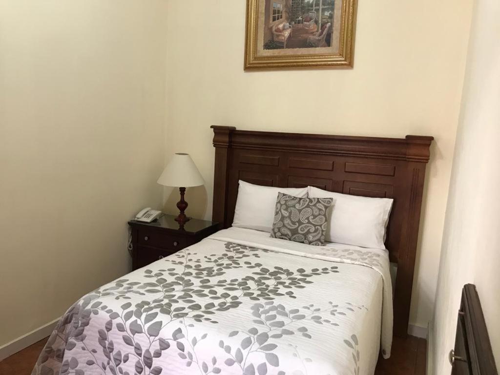Hotel Casona Misiones Querétaro Екстериор снимка