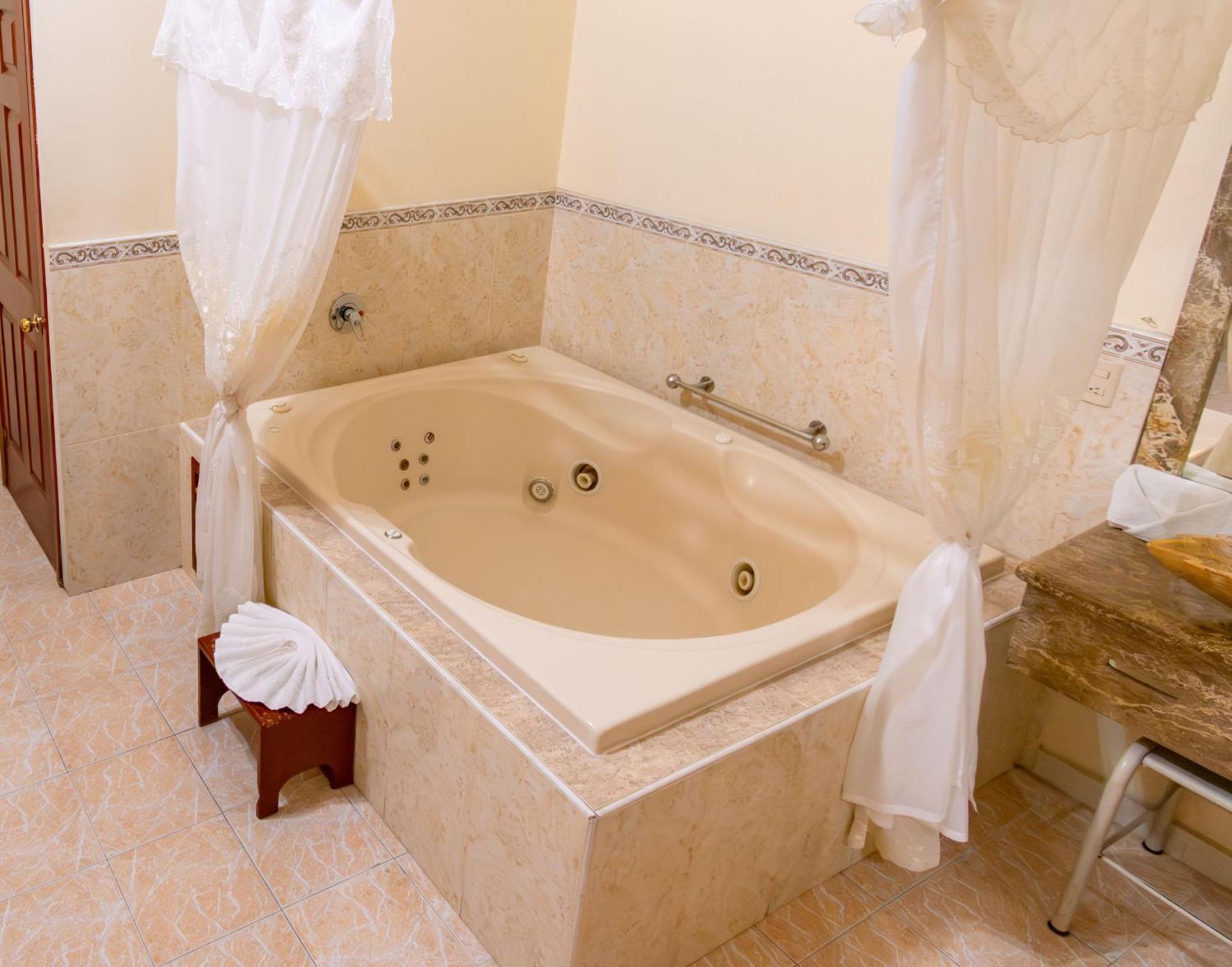 Hotel Casona Misiones Querétaro Екстериор снимка